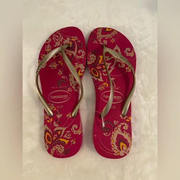 Havaianas Women’s Flip Flops (NWOT) - Picture 2 of 4